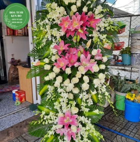 Hoa chia buồn mẫu 11
