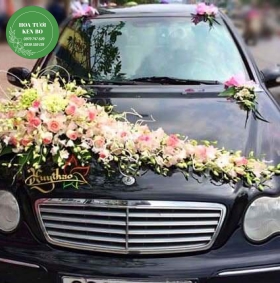 Trang trí xe cưới mẫu 3