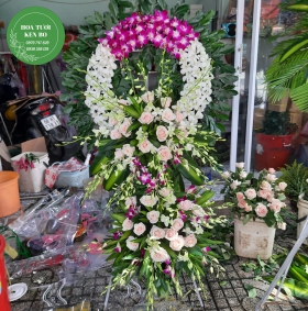 Hoa chia buồn mẫu 16