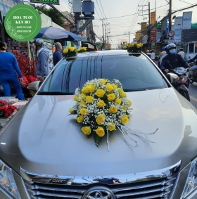 Trang trí xe cưới mẫu 7