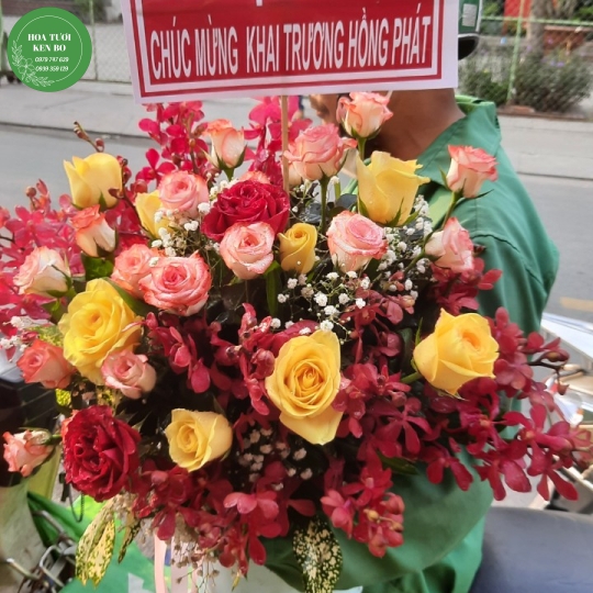 Hoa chúc mừng Khai trương mẫu 9